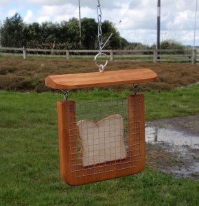 Square netted bird feeder